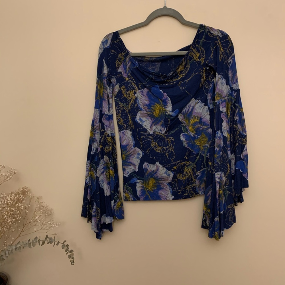 Free people butterfly sleeve top